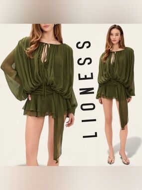 NWT • LIONESS Long Sleeve Chiffon Mini Dress